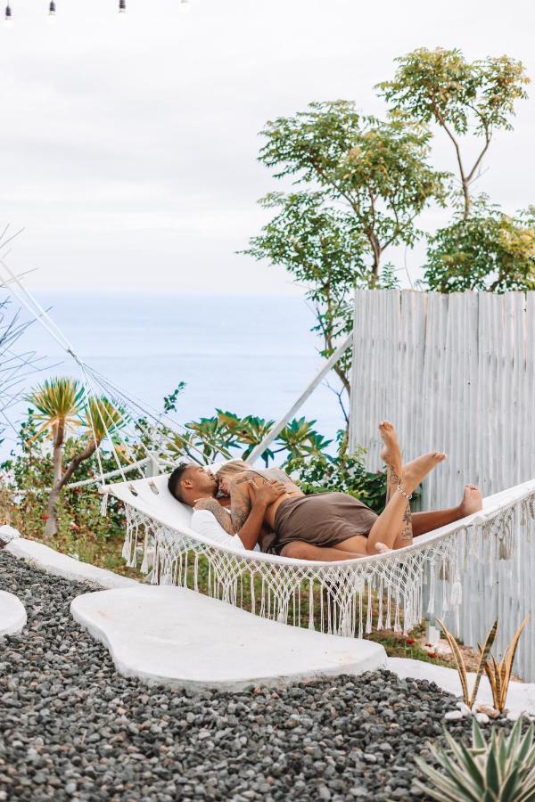 Tropical Glamping Nusa Penida - Private Romantic Seaside Diamond Villa Polilit