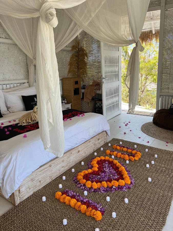 Tropical Glamping Nusa Penida - Private Romantic Seaside Diamond * Polilit